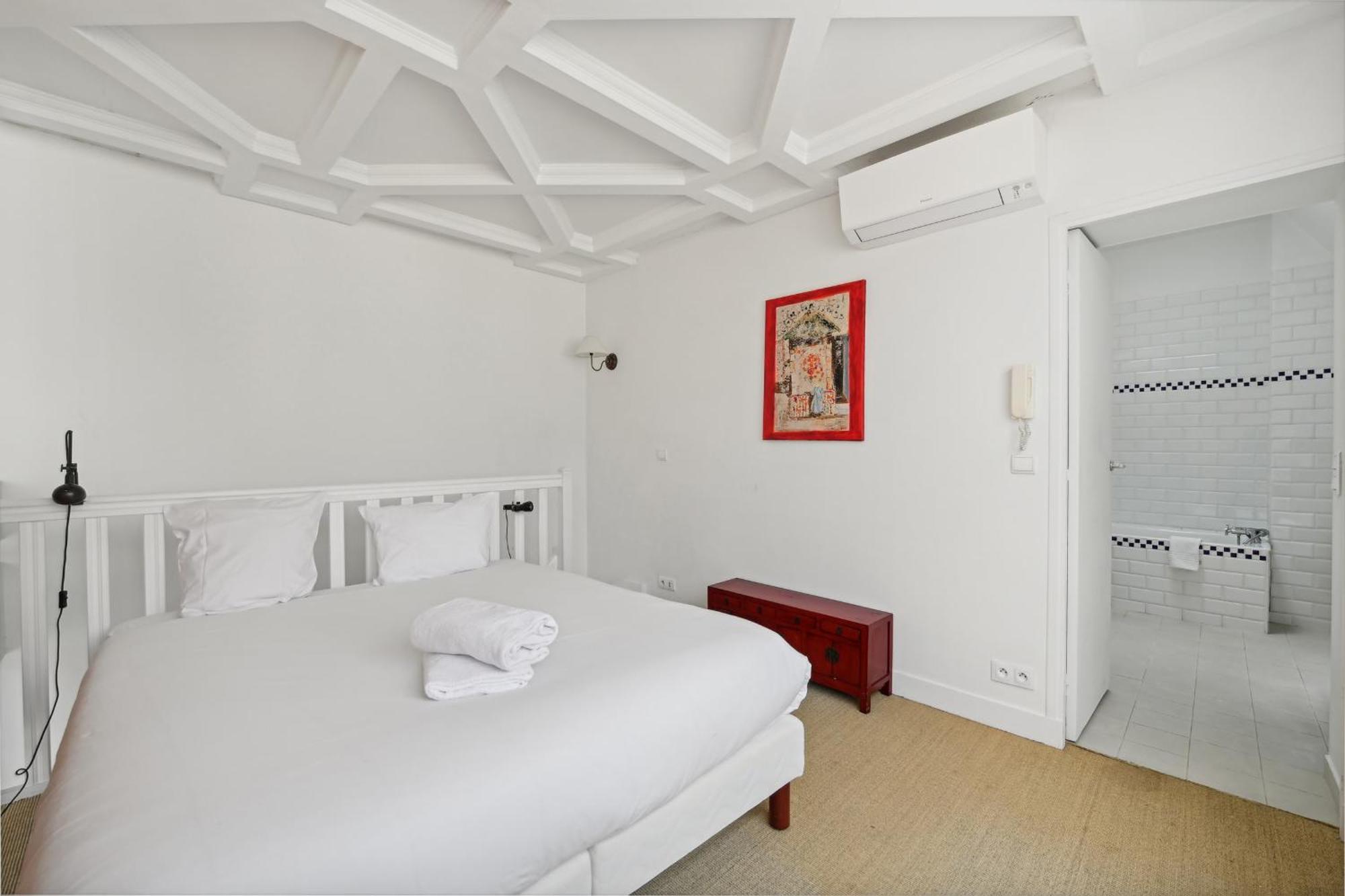 Montparnasse - Authentique Atelier D'artiste Appartement *